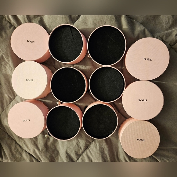 Lot Tous Gift Boxes w Inserts Shopping Bags Bracelet Necklace Ring Charm Jewelry - Picture 5 of 16